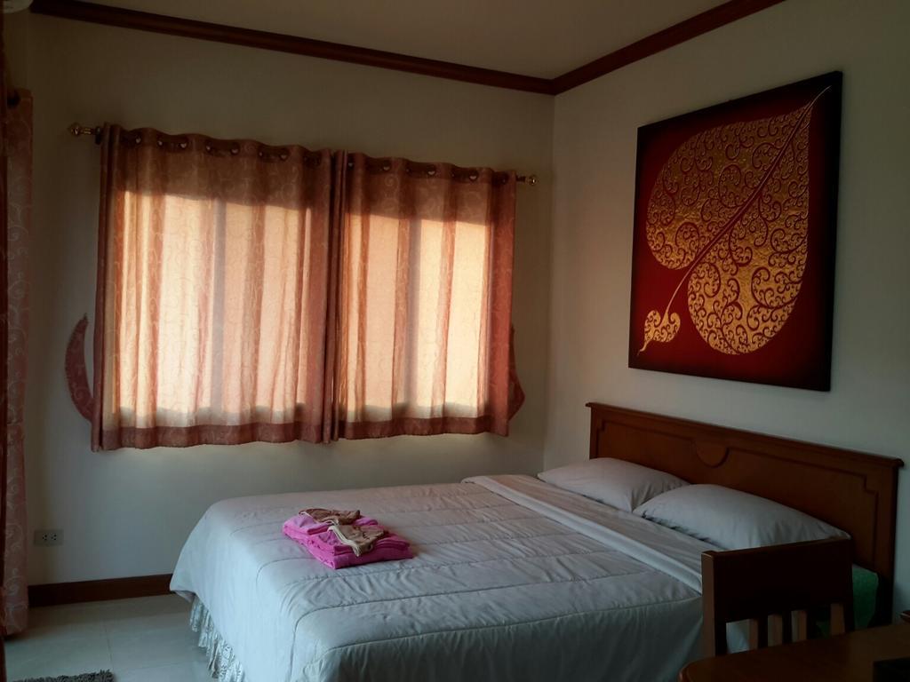 Donchai House Guest House& Cafe Chiang Mai Exterior photo