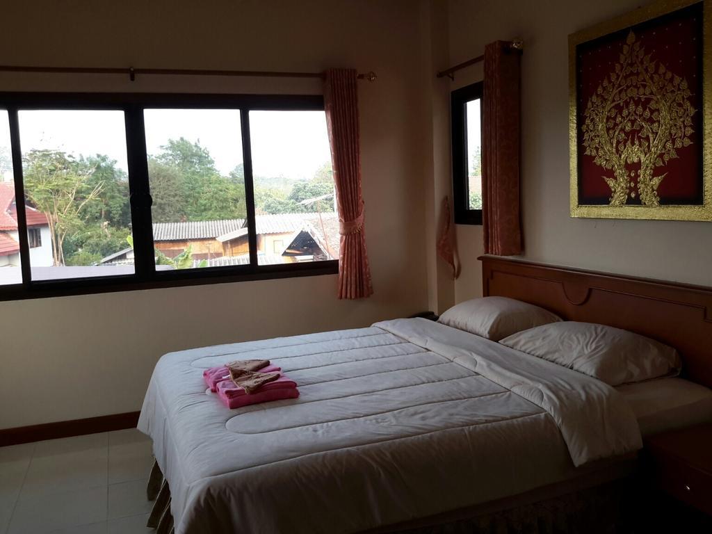 Donchai House Guest House& Cafe Chiang Mai Exterior photo