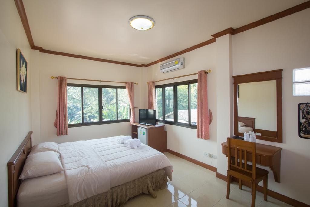 Donchai House Guest House& Cafe Chiang Mai Exterior photo