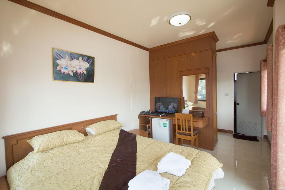 Donchai House Guest House& Cafe Chiang Mai Exterior photo