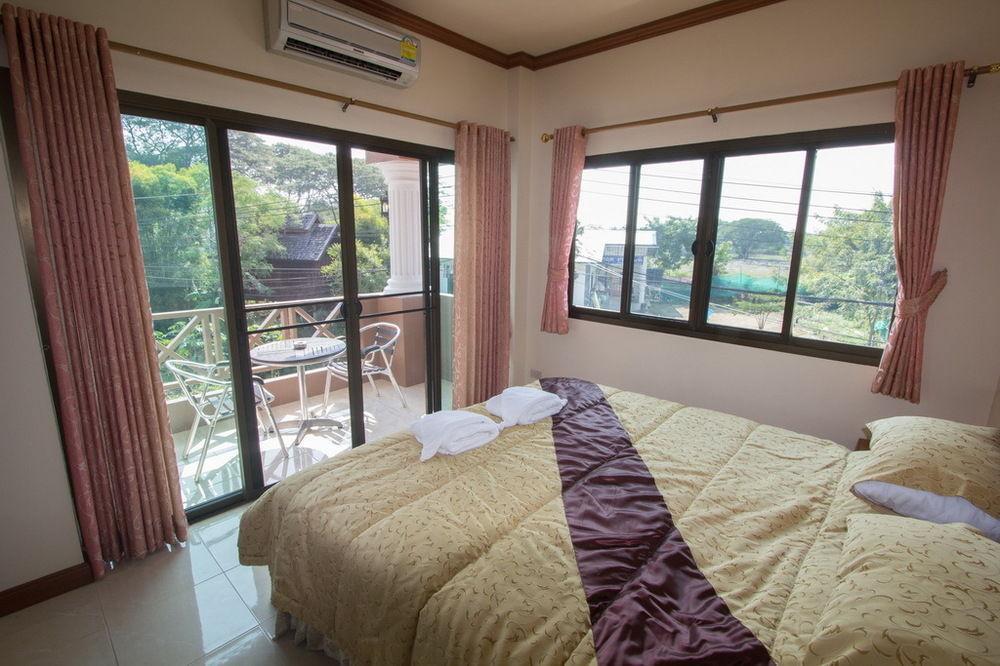 Donchai House Guest House& Cafe Chiang Mai Exterior photo