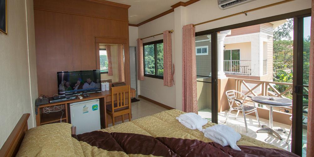 Donchai House Guest House& Cafe Chiang Mai Exterior photo