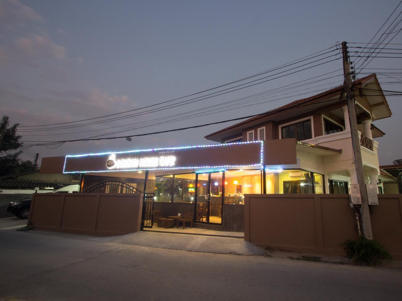 Donchai House Guest House& Cafe Chiang Mai Exterior photo