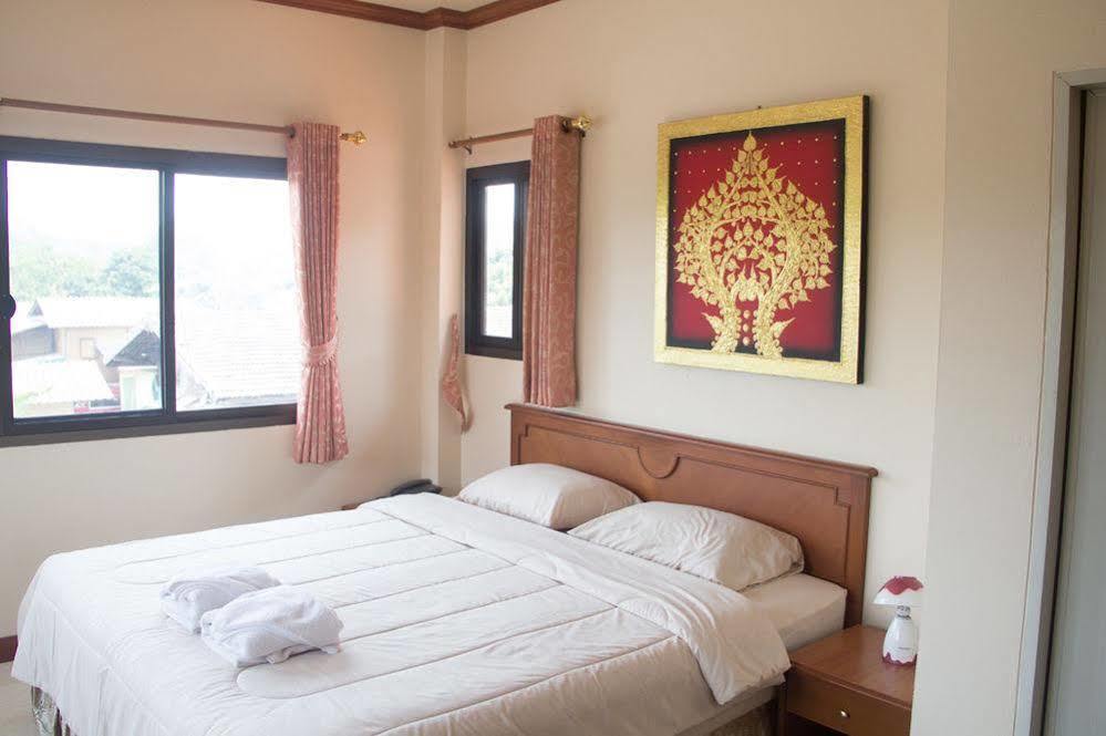 Donchai House Guest House& Cafe Chiang Mai Exterior photo